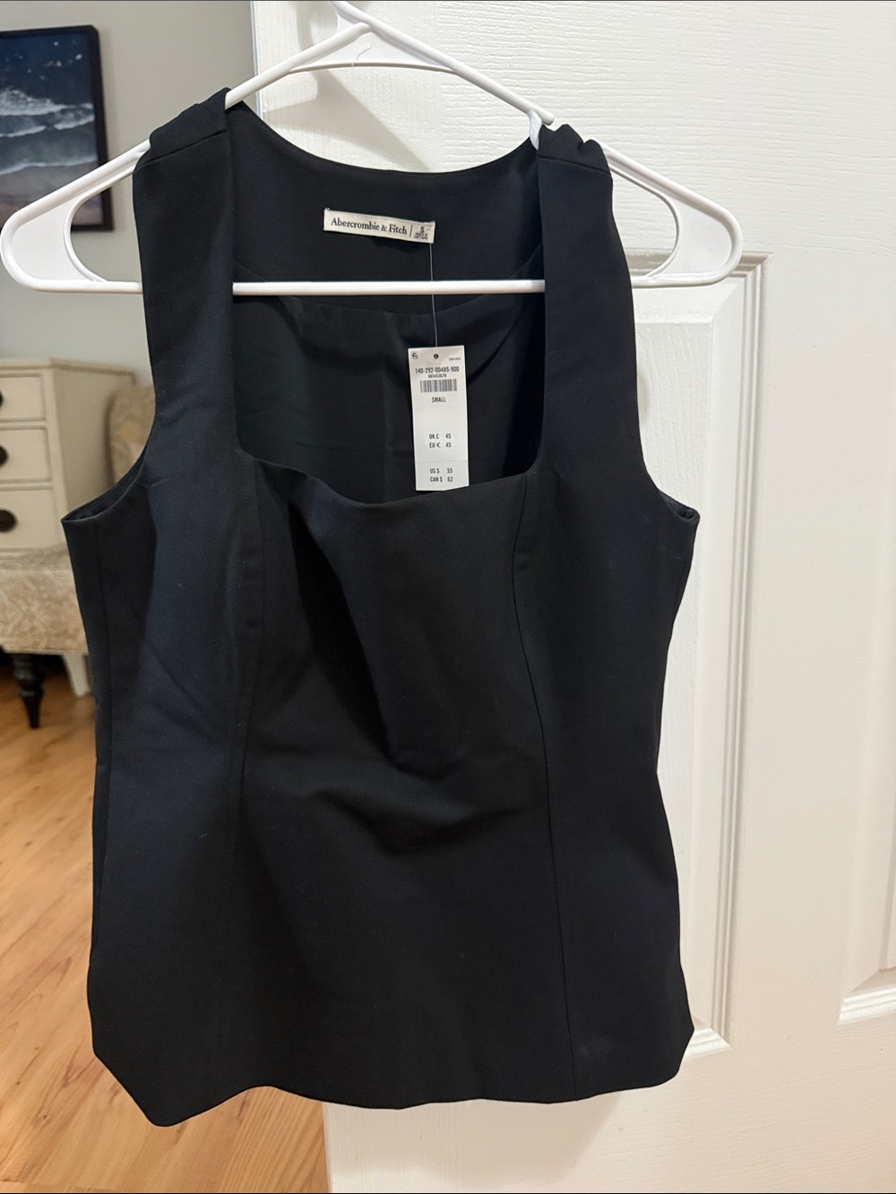 Abercrombie & Fitch Black Forme  Squareneck Top NWT Sz Small